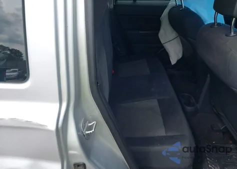 2011 Jeep Patriot Sport z USA, uszkodzony, nr VIN 1J4NT1GA0BD102387